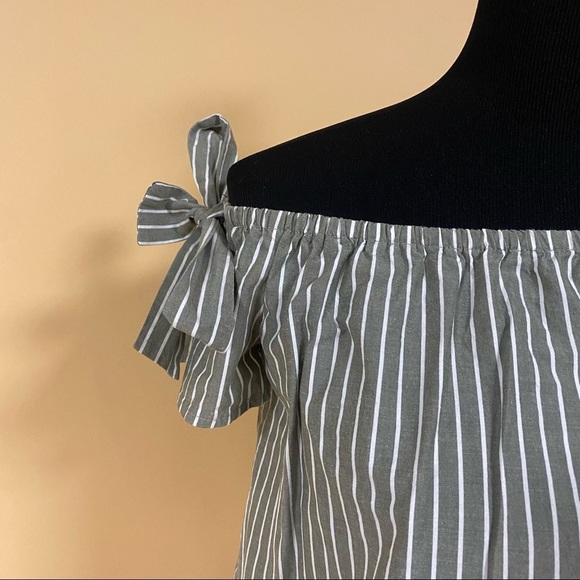 5/$20 Lush Green White Stripe Off the Shoulder Cotton Blouse Top Bows XS - Picture 4 of 10